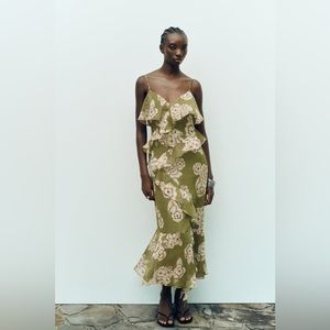 NWT ZARA floral print green and cream dress with ruffle size Small